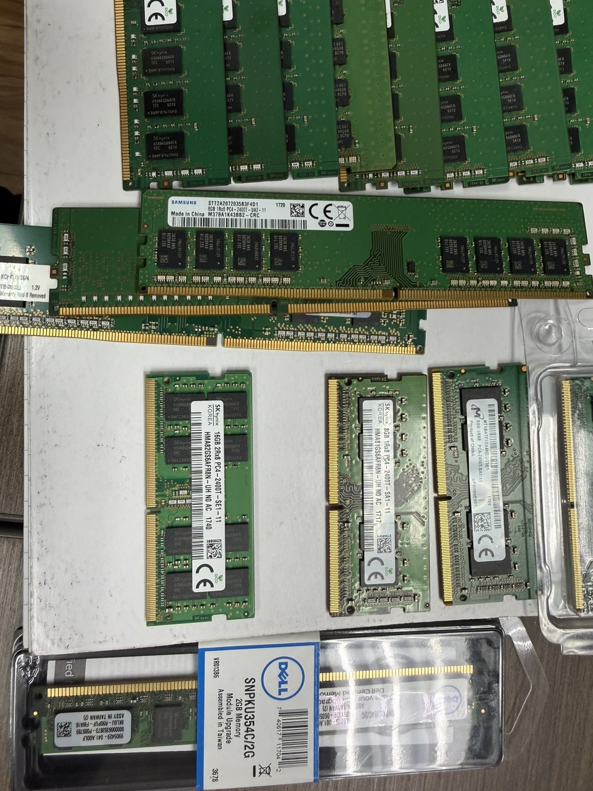 Assorted DDR4 Ram.