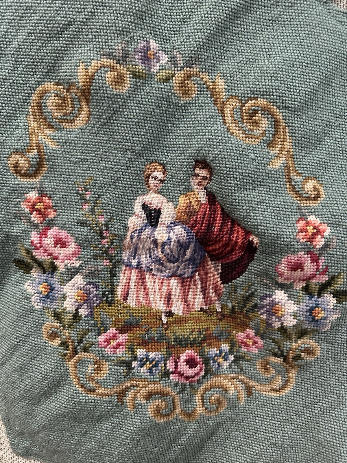 Jolles Austria Tram petit Needlepoint Tapestry Victorian Couple Blue floral 