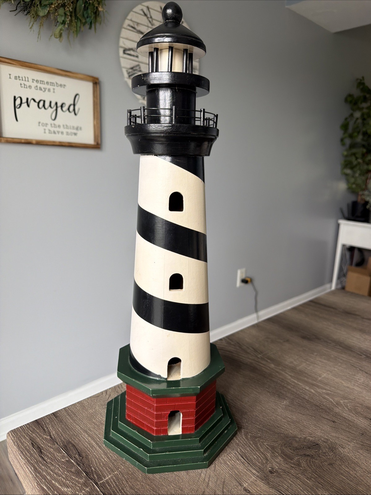 Heritage Mint Wooden Lighthouse 21.5” • Large Nautical Coastal Decor Collectible