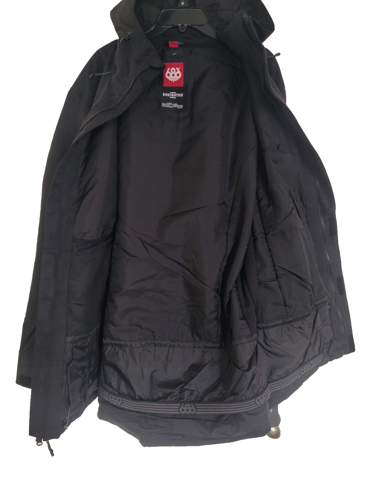 686 Men\'s Etex snowboard Jacket size large color black wash out. 686 Men\'s Etex snowboard Jacket size large color black wash out.