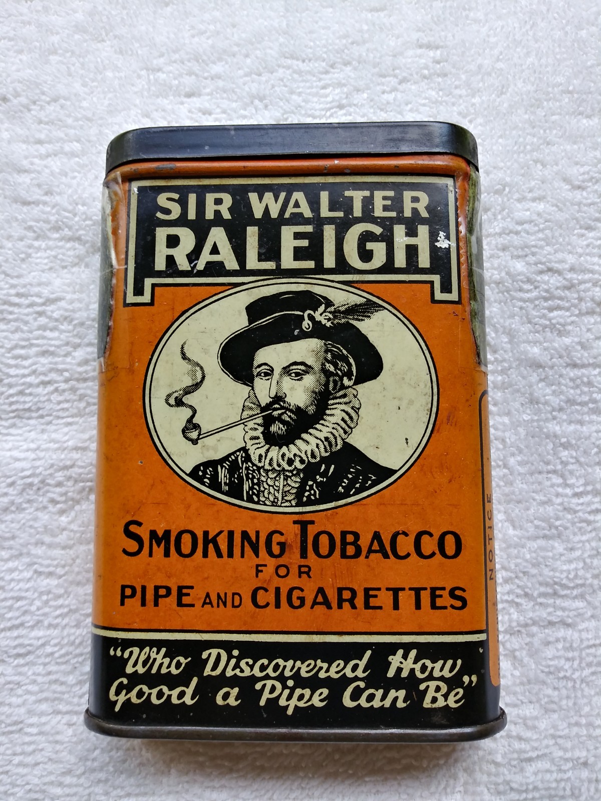 *SIR WALTER RALEIGH VERTICAL TOBACCO TIN. old (orange version) LOOK *SIR WALTER RALEIGH VERTICAL TOBACCO TIN. old (orange version) LOOK