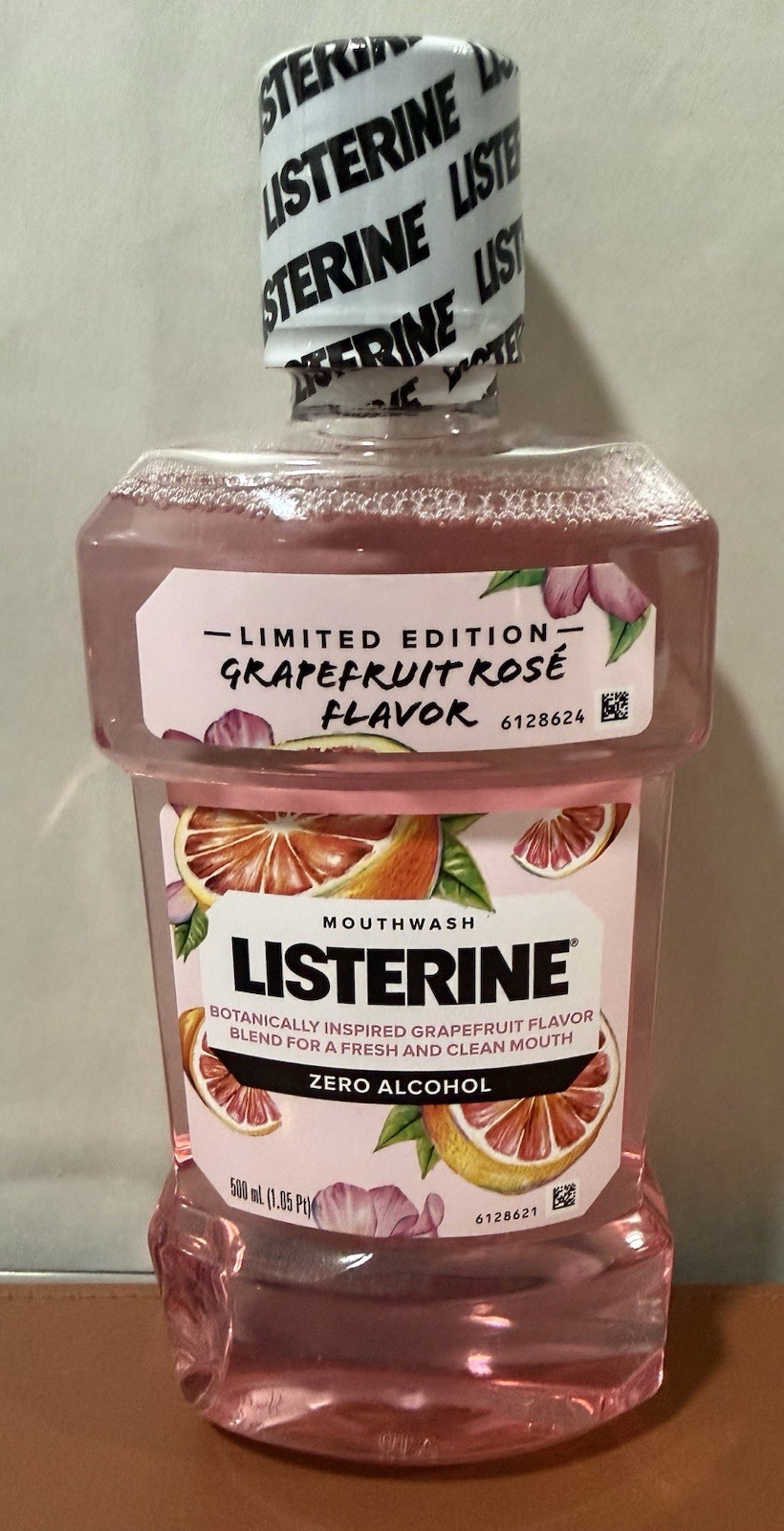 Listerine Limited Edition Grapefruit Rose Flavor Mouthwash Zero Alcohol. DENTED Listerine Limited Edition Grapefruit Rose Flavor Mouthwash Zero Alcohol. DENTED