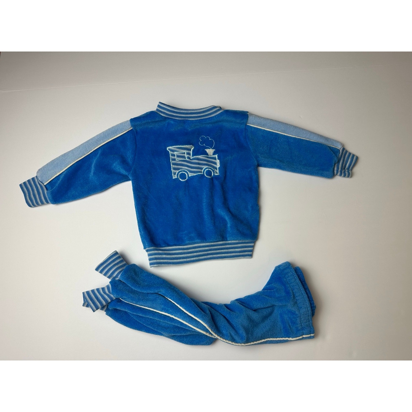 Vintage RT Rob Roy Baby Velour Tracksuit Set – 18 Months