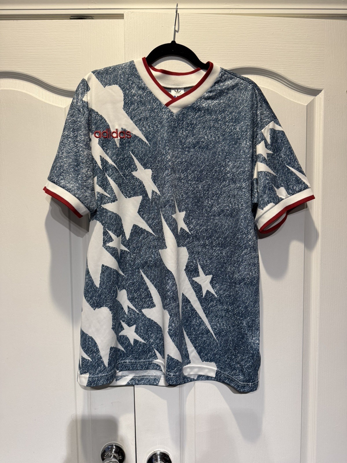 Men’s Adidas Originals USA Denim Graphic Soccer Jersey (Large) L USMNT FIFA Men’s Adidas Originals USA Denim Graphic Soccer Jersey (Large) L USMNT FIFA