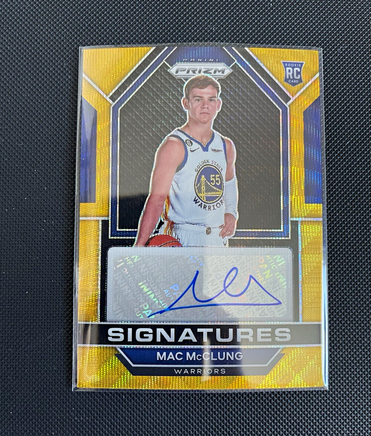 Panini 2022-23 Prizm Mac McClung Rookie Signatures #RSI-MAC RC Gold Wave /10