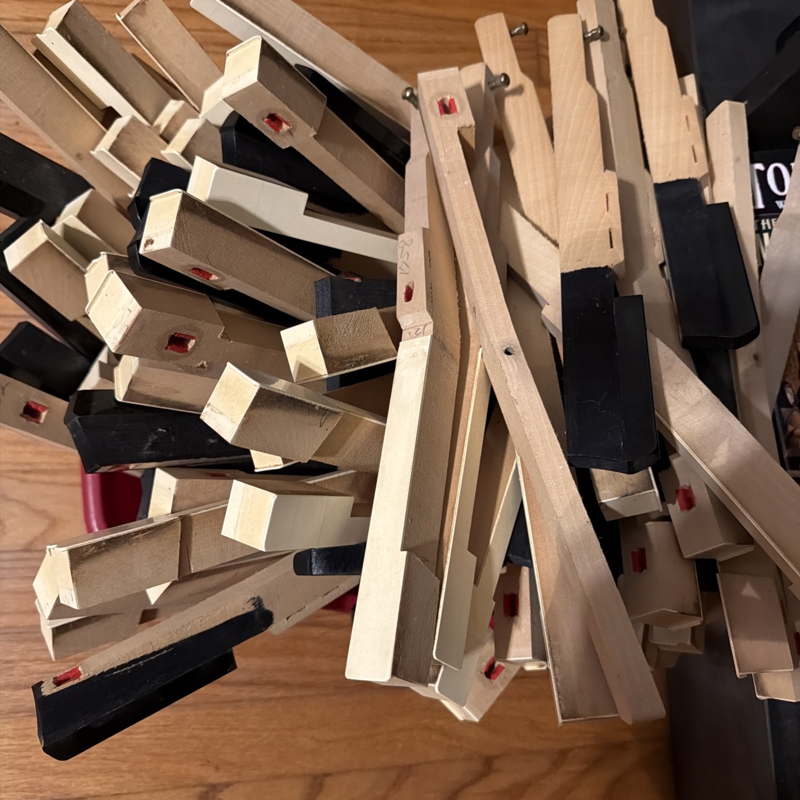 Vintage Piano Keys Complete 88 Key Set By Baldwin Off White Black Used Chipped Vintage Piano Keys Complete 88 Key Set By Baldwin Off White Black Used Chipped