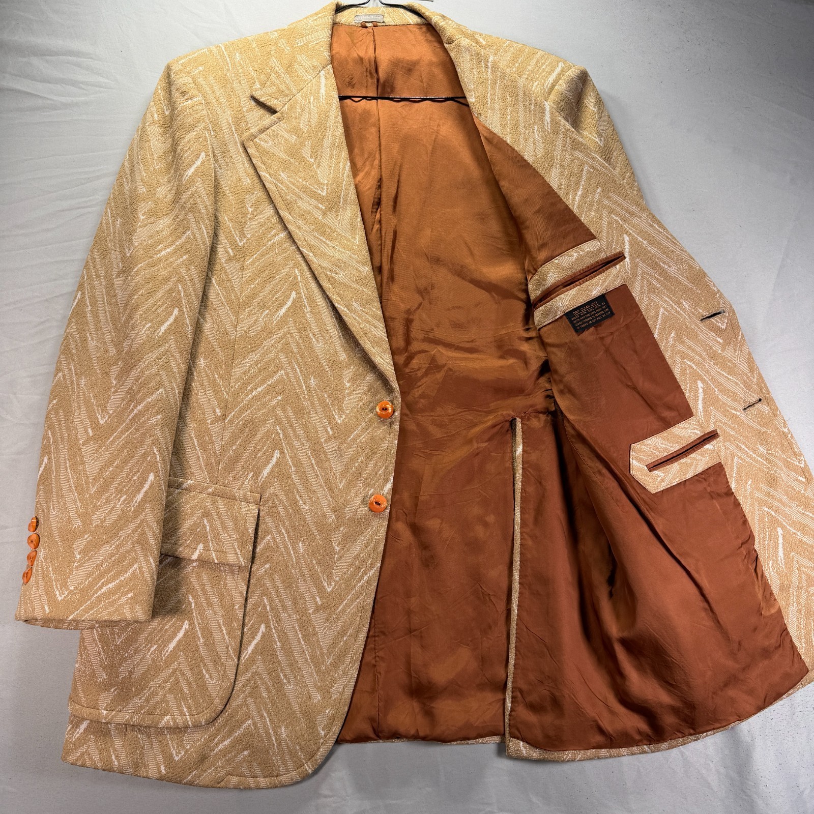 True Vintage 70s Blazer Mens 40R Brown Two Button Lined Geometric Jacket Party True Vintage 70s Blazer Mens 40R Brown Two Button Lined Geometric Jacket Party