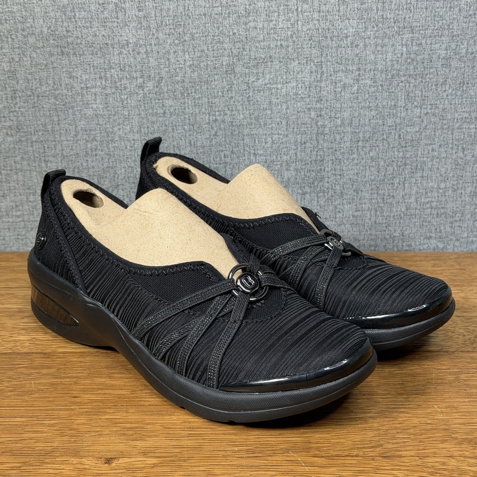 New Bzees Rosie Women’s 6M Slip On Comfort Shoes Black Cushioned Lightweight