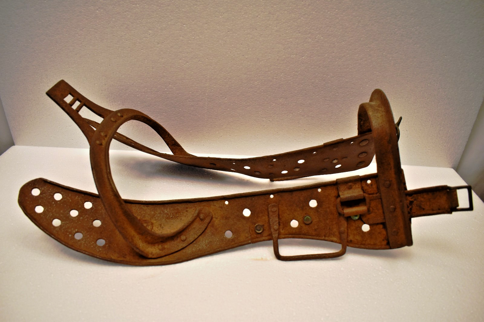 Antique Patent No 352 Iron Horse Saddle Frame Military Equestrian Tack 1900s \