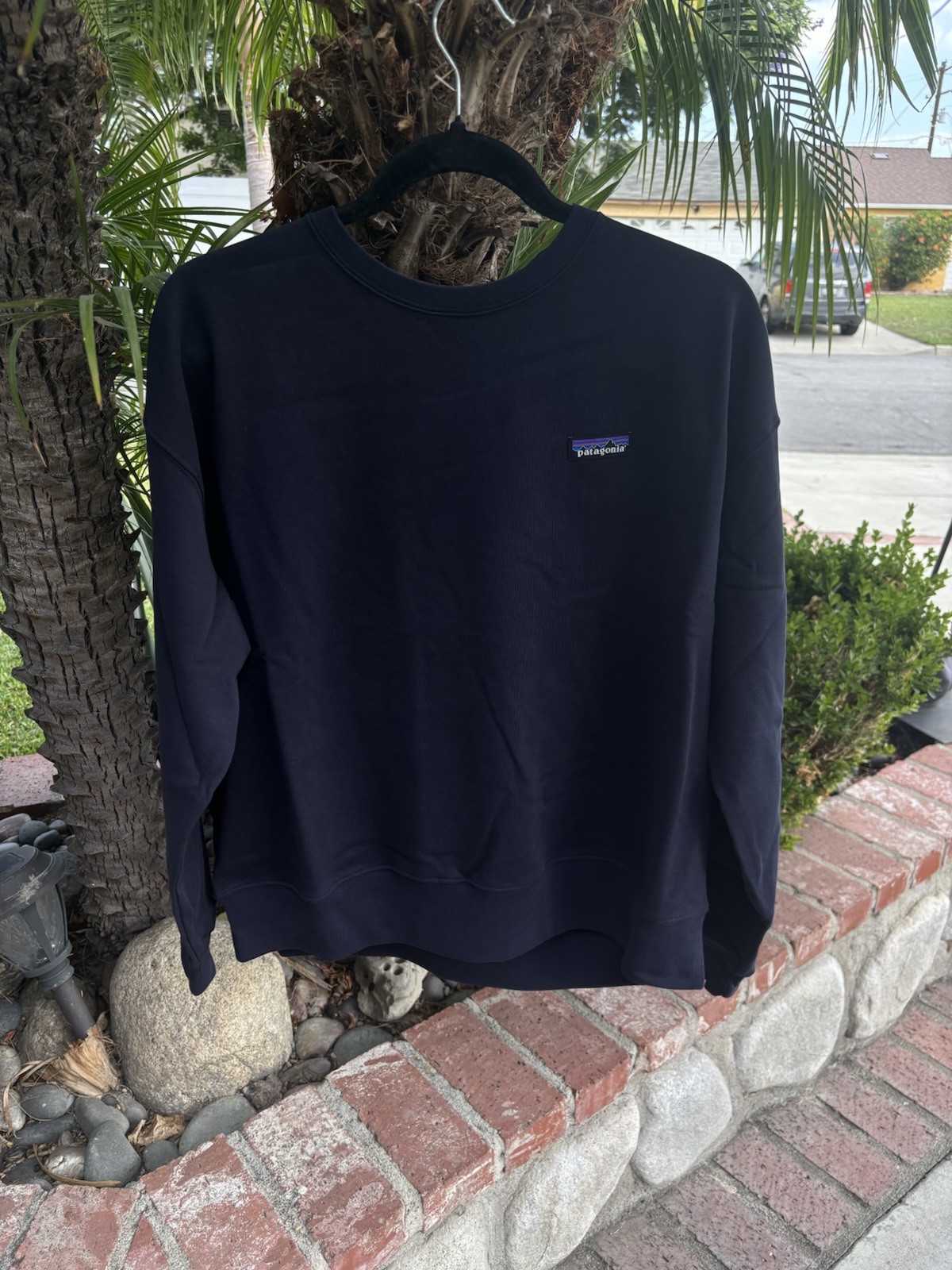 Patagonia Women\'s Crewneck Sweatshirt Size Large , Navy Blue Patagonia Women\'s Crewneck Sweatshirt Size Large , Navy Blue