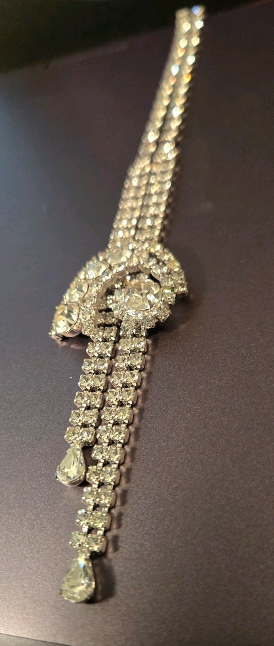 Rare Vintage Kramer Of N.Y. Rhinestone Y Drop Statement Necklace Rare Vintage Kramer Of N.Y. Rhinestone Y Drop Statement Necklace