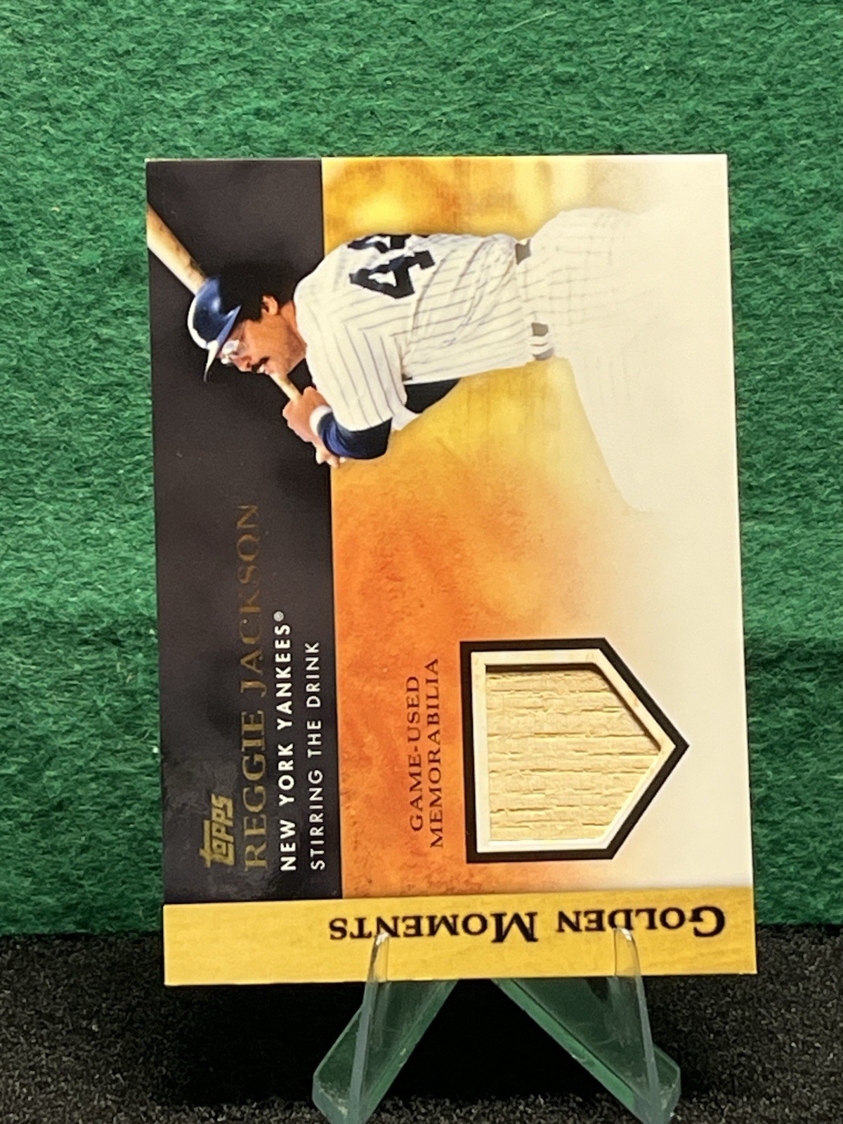 Reggie Jackson 2012 Topps - Golden Moments Relics #GMR-RJ (MEM) Reggie Jackson 2012 Topps - Golden Moments Relics #GMR-RJ (MEM)