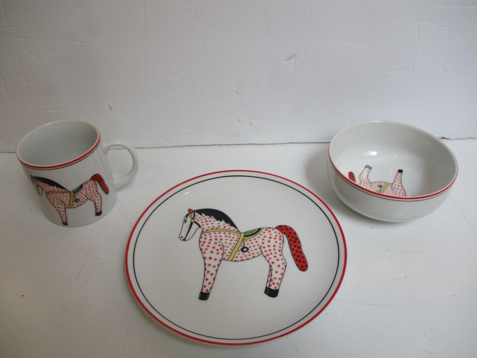 Vintge  Winterthur Child\'s Red/White Horse 3pc China Set Mug/Cup Bowl Plate