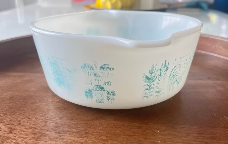 Vintage Pyrex \ Vintage Pyrex \