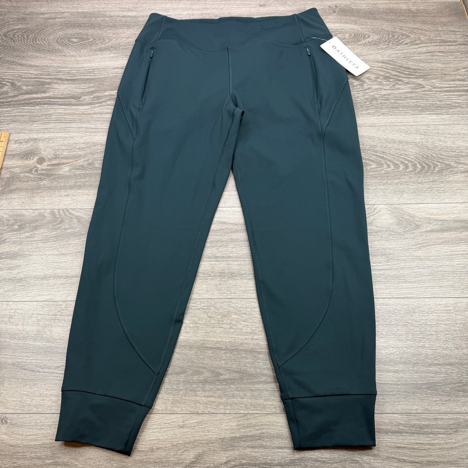 Athleta Rainier Joggers Womens Large Cypress Green Fleece Lined Running Pants