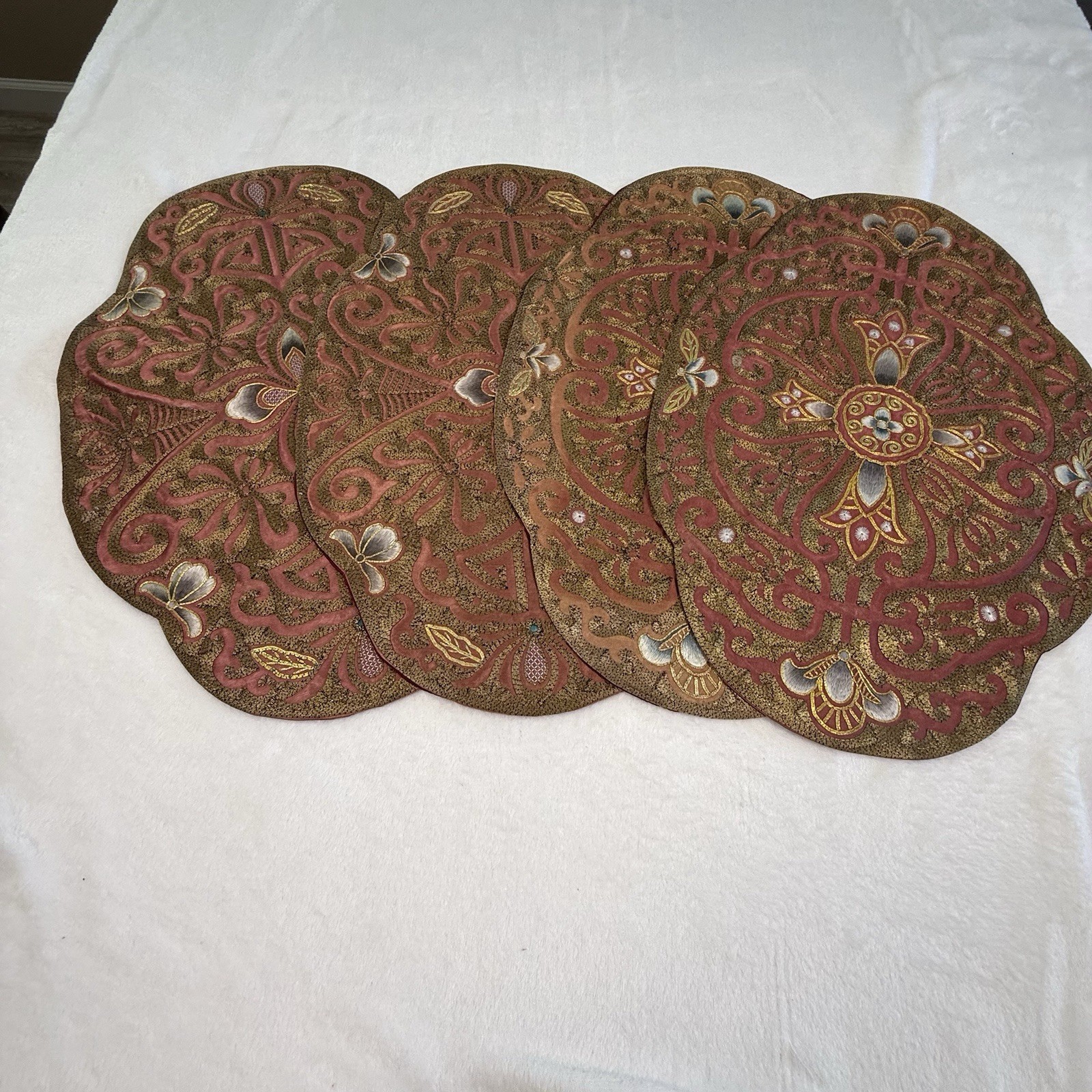 Vintage 1970s Embroidered Placemats Set 4 Metallic Gold Floral European 17x11