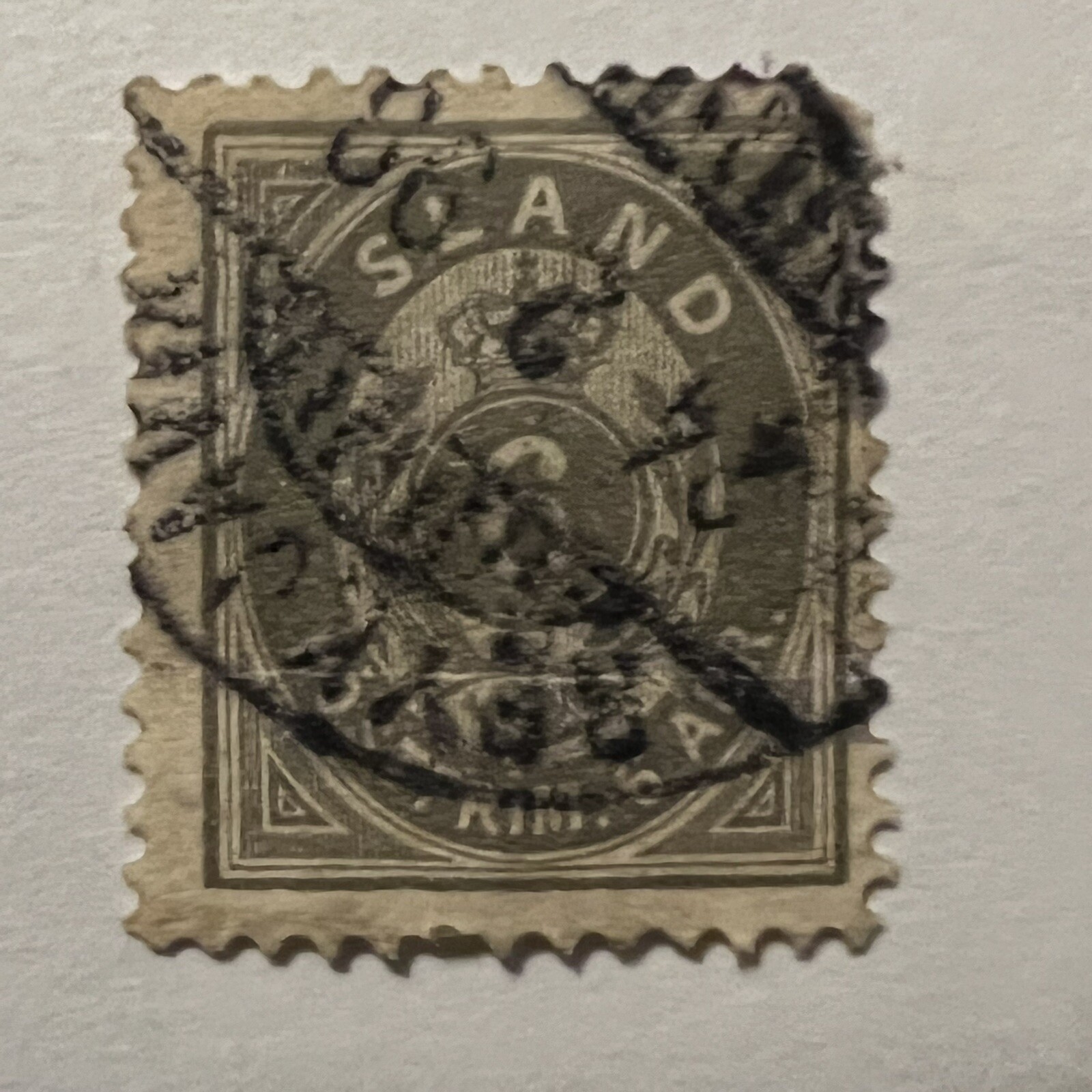 1897 ICELAND 6 EYRIR STAMP #25 WITH 1898 REYKJAVIK SOTN BULLSEYE SON CANCEL