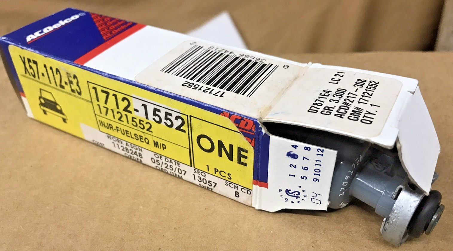 17121552 NOS Fuel Injector 1996-1999 Aurora Cadillac Delco 217-308 17121552 NOS Fuel Injector 1996-1999 Aurora Cadillac Delco 217-308