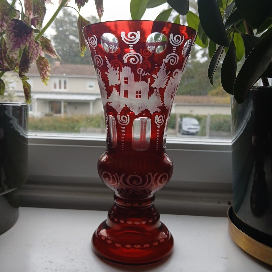 Vintage 1920s EGERMANN RUBY RED Bohemian Czech Art Glass - 8.6” VASE #2 Vintage 1920s EGERMANN RUBY RED Bohemian Czech Art Glass - 8.6” VASE #2