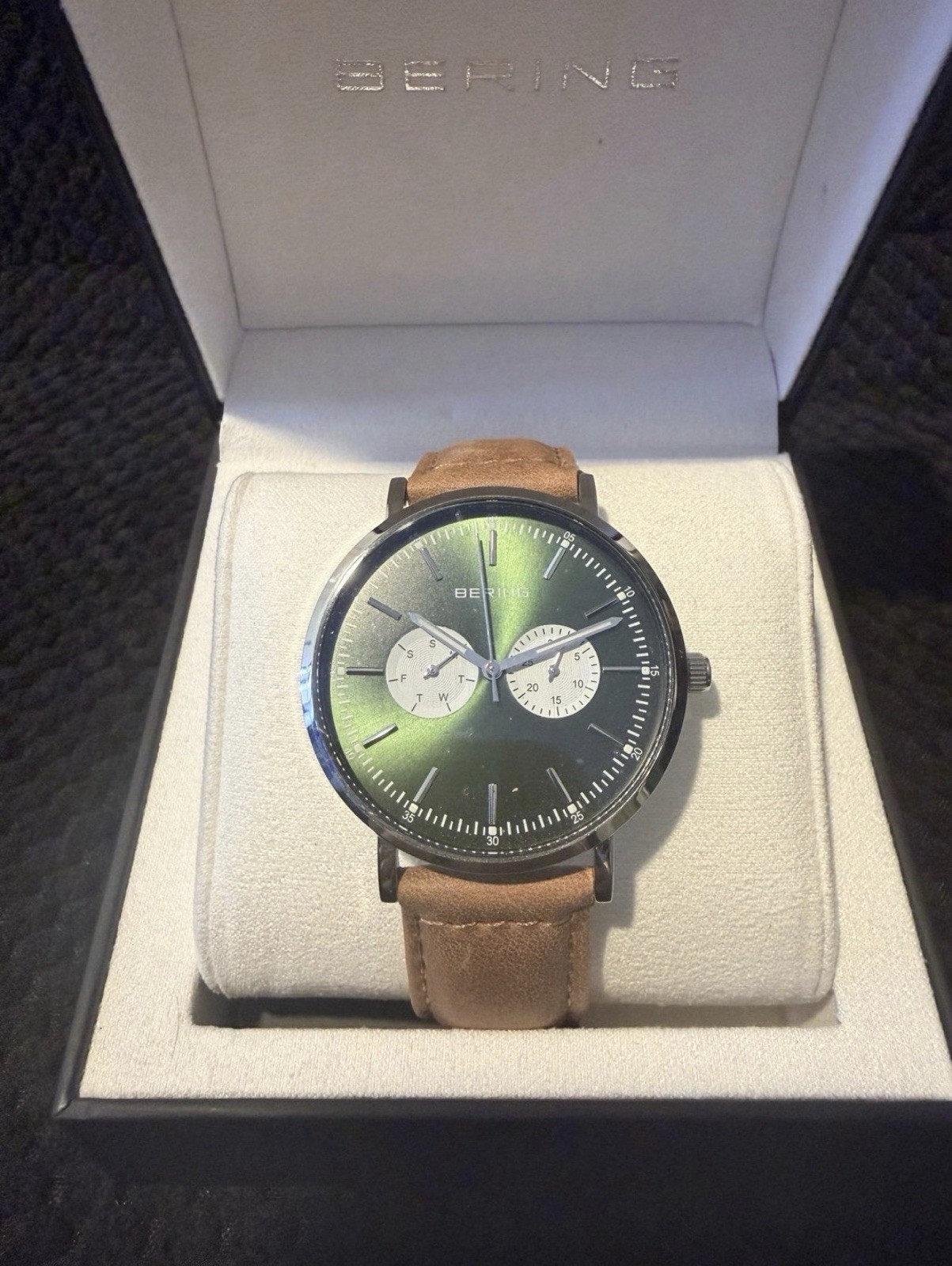 Bering Classic Stainless Steel Green Dial Men’s Quartz Watch, 40mm Bering Classic Stainless Steel Green Dial Men’s Quartz Watch, 40mm