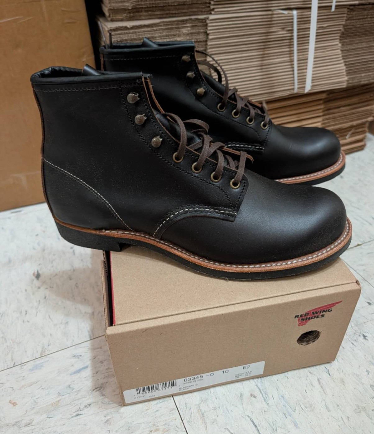 Red Wing Heritage Men\'s 6 inch Blacksmith  boot Black leather 3345 EE Wide