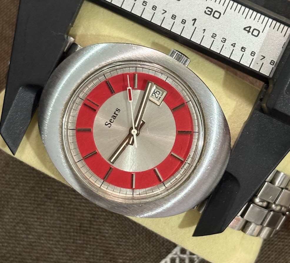Vintage Sears Sicura Swiss Manual Wind Watch 1970s Red Bullseye Dial Date 38mm