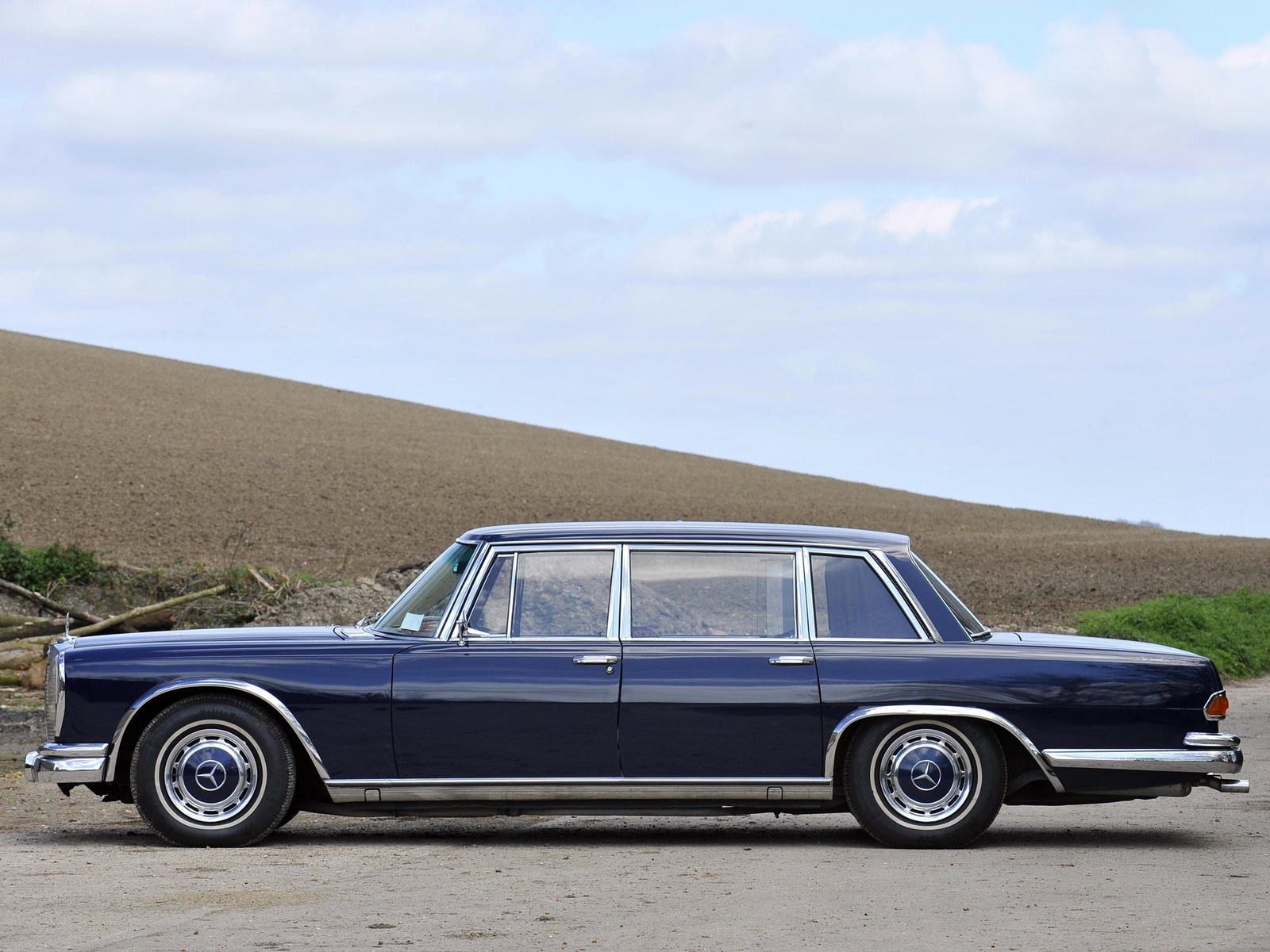 Cars 1964 81 mercedes benz 600 w100 Desk Mat Stitched Cars 1964 81 mercedes benz 600 w100 Desk Mat Stitched
