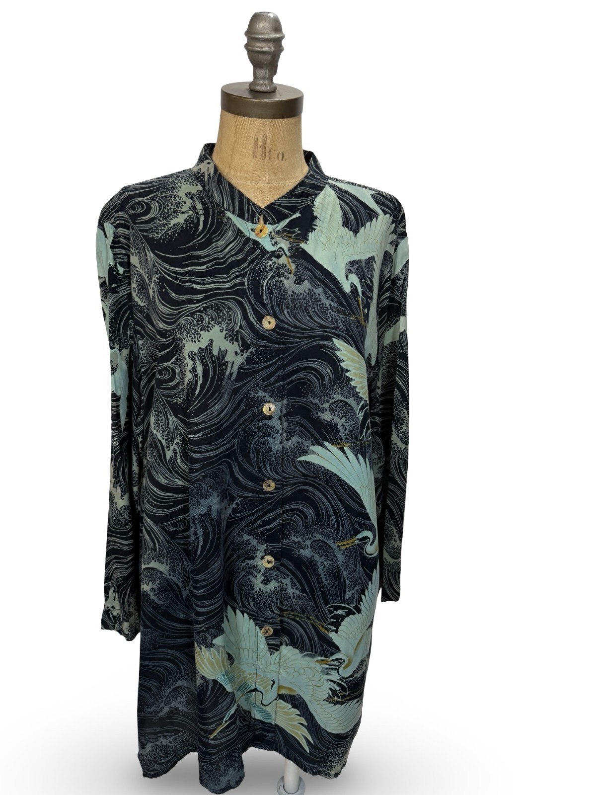 Citron of Santa Monica Sueded Rayon Black Blue Cranes & Waves Tunic 50\