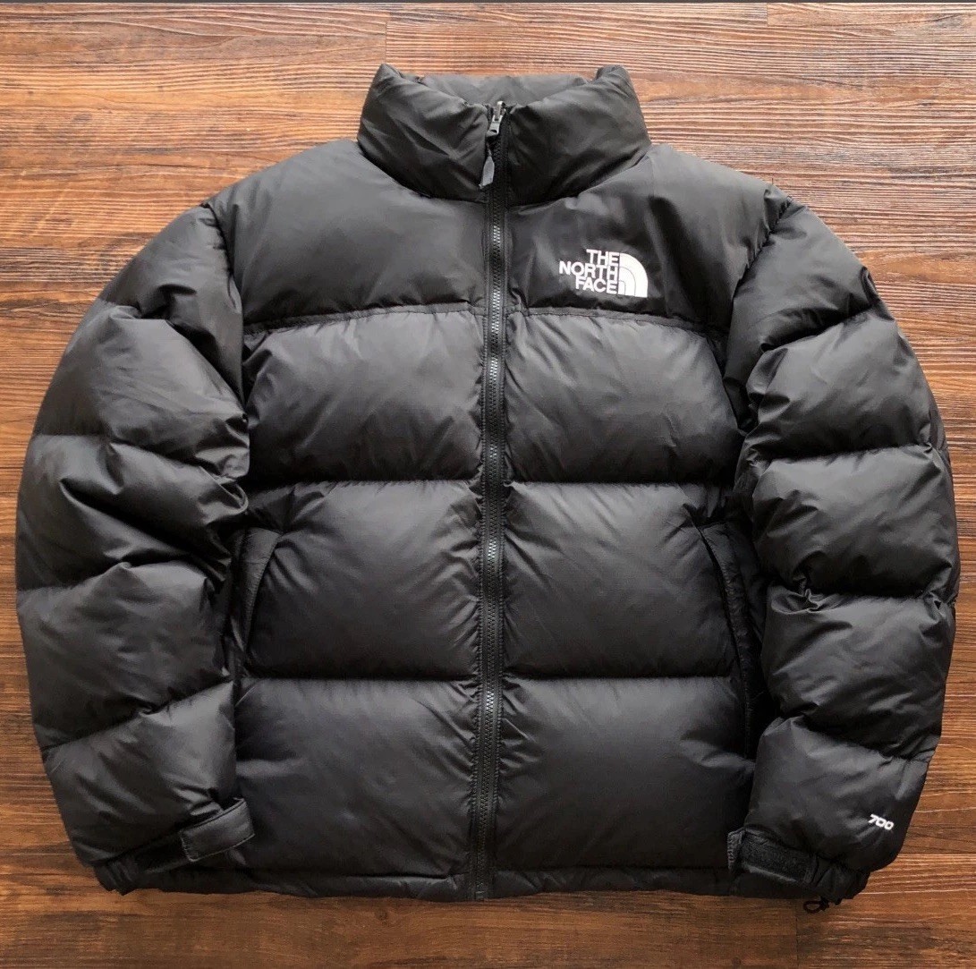Medium The North Face Men\'s 1996 Retro Nuptse 700 Down Puffer Jacket Black Medium The North Face Men\'s 1996 Retro Nuptse 700 Down Puffer Jacket Black