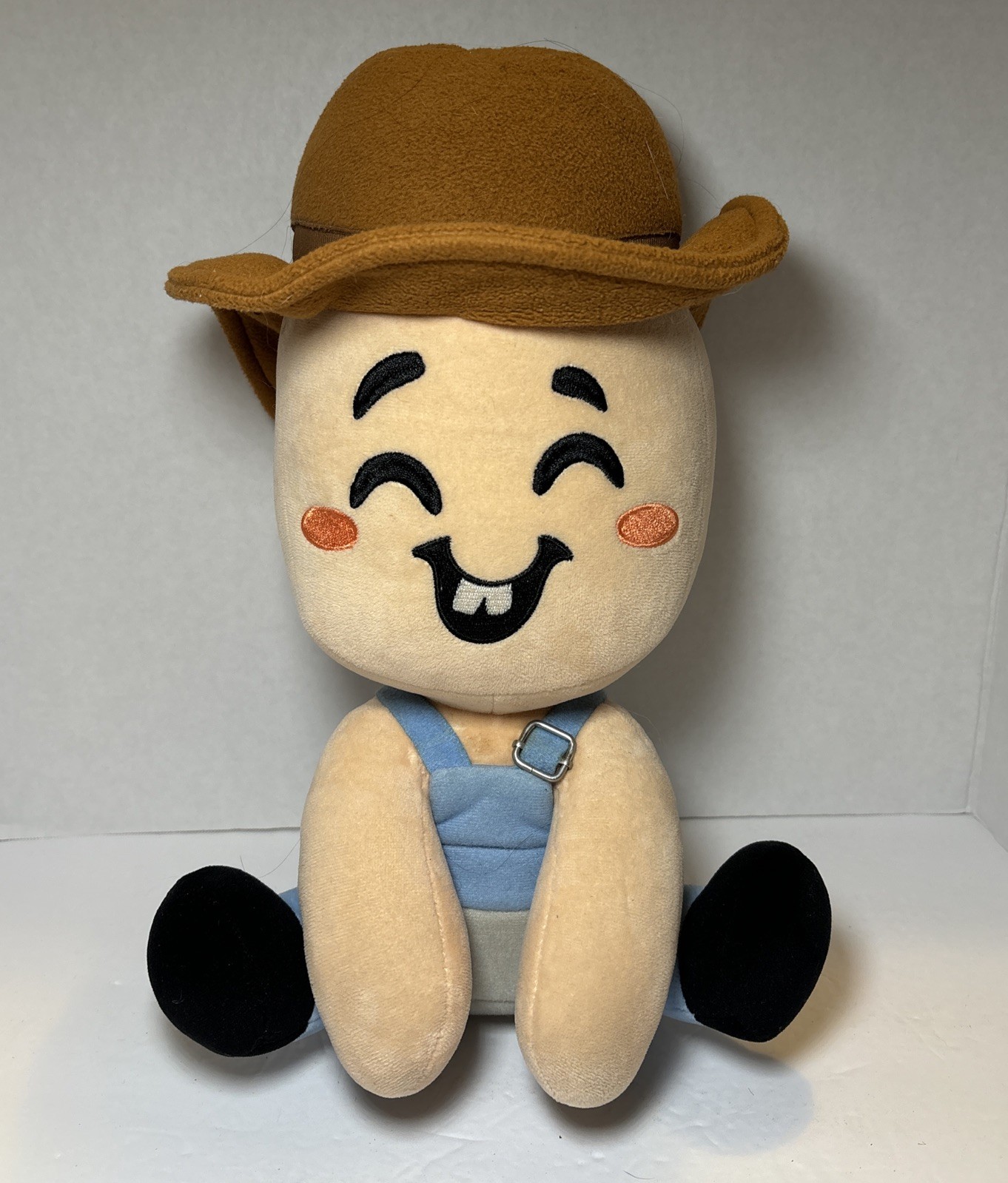 Youtooz Farmer Cleetus Sit Sitting Plush 13” - Plush - Ultra Rare - Wear - READ