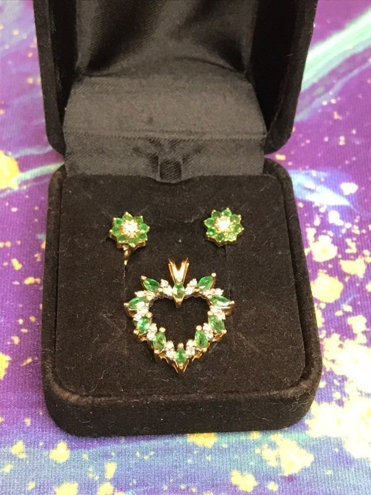 Gorgeous Gold, Natural Emerald and Diamo Gorgeous Gold, Natural Emerald and Diamo