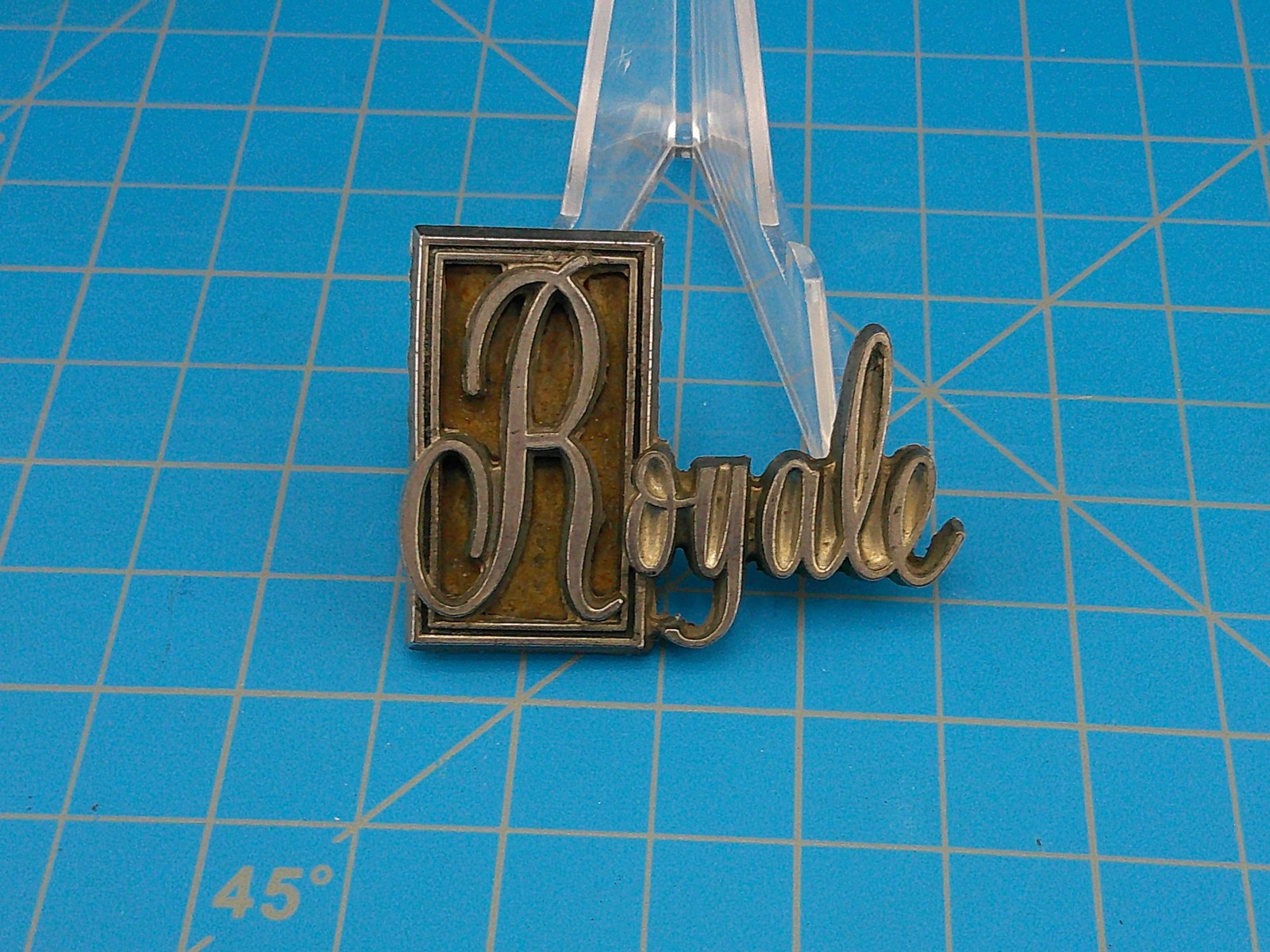Vintage Royale Script Emblem Badge Metal Nameplate 7578964 Auto Car Trim Silver