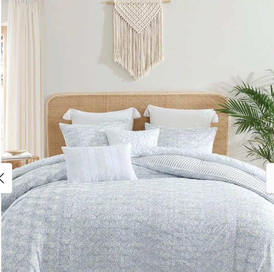 NEW - Peri Home Ikat Eyelet Comforter Set MSRP: $180.0 - King NEW - Peri Home Ikat Eyelet Comforter Set MSRP: $180.0 - King