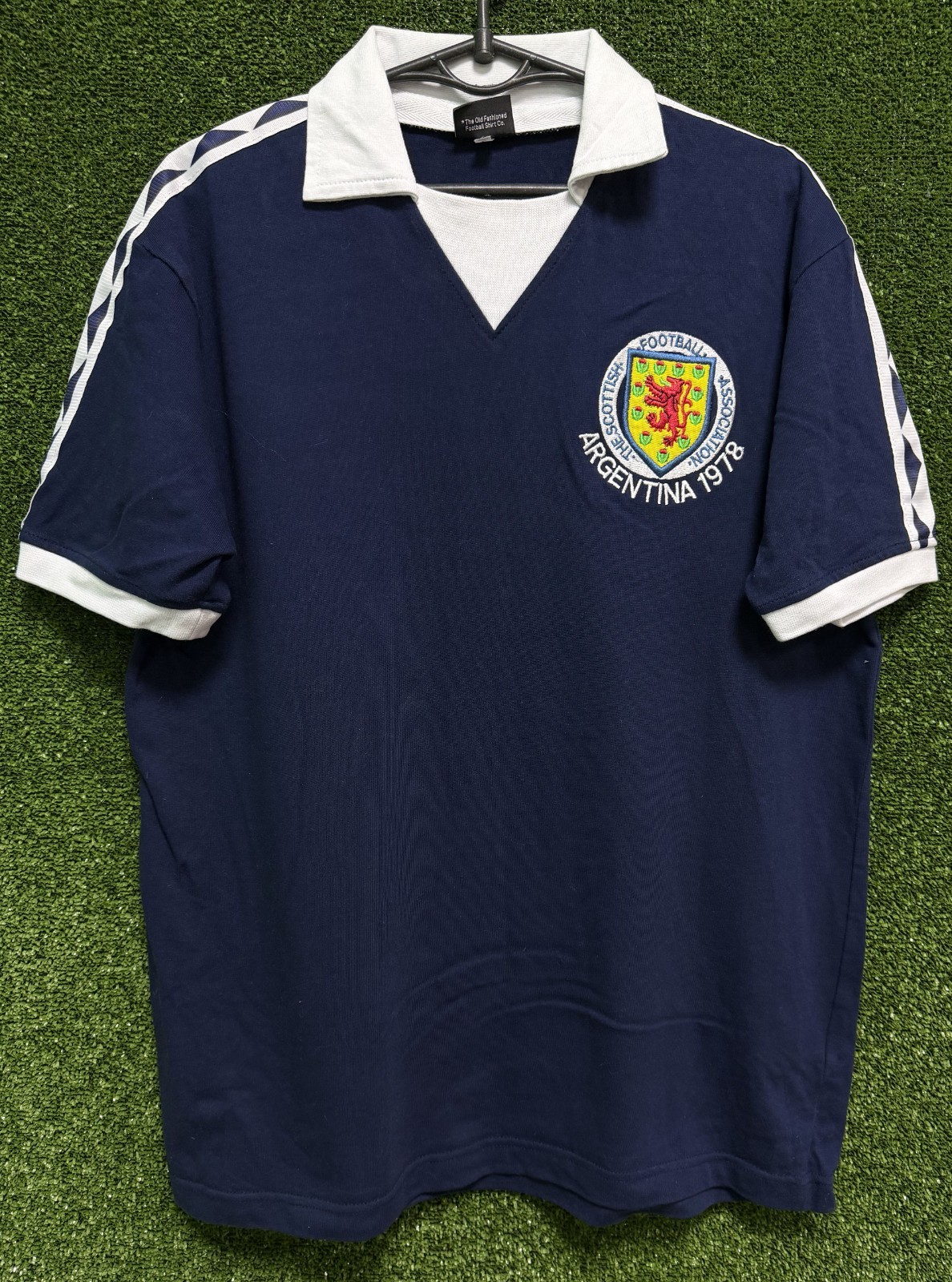 RETRO REPLICA MEN\'S SCOTLAND 1978/1982 SOCCER FOOTBALL SHIRT JERSEY SIZE L LARGE RETRO REPLICA MEN\'S SCOTLAND 1978/1982 SOCCER FOOTBALL SHIRT JERSEY SIZE L LARGE