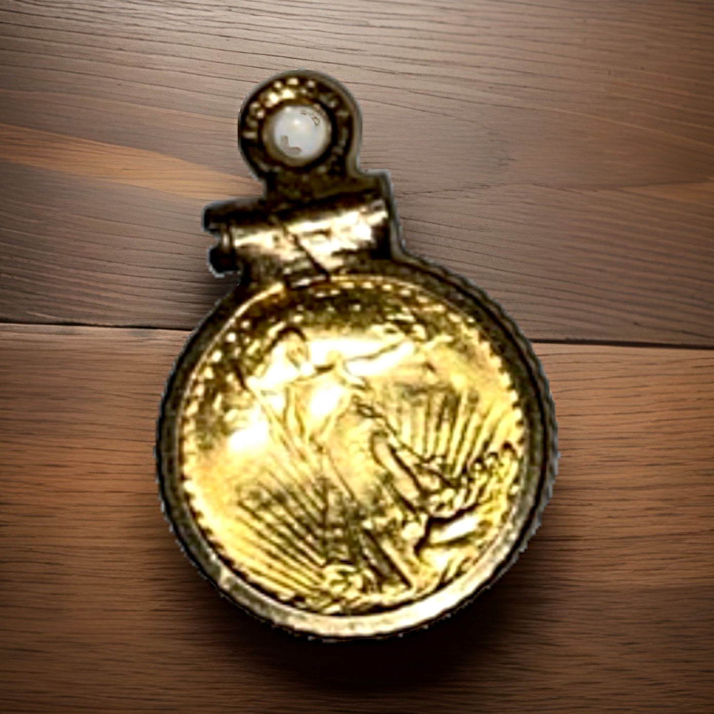 14K Yellow Gold Round Disc Charm Pendant, No Stone, No Chain 14K Yellow Gold Round Disc Charm Pendant, No Stone, No Chain