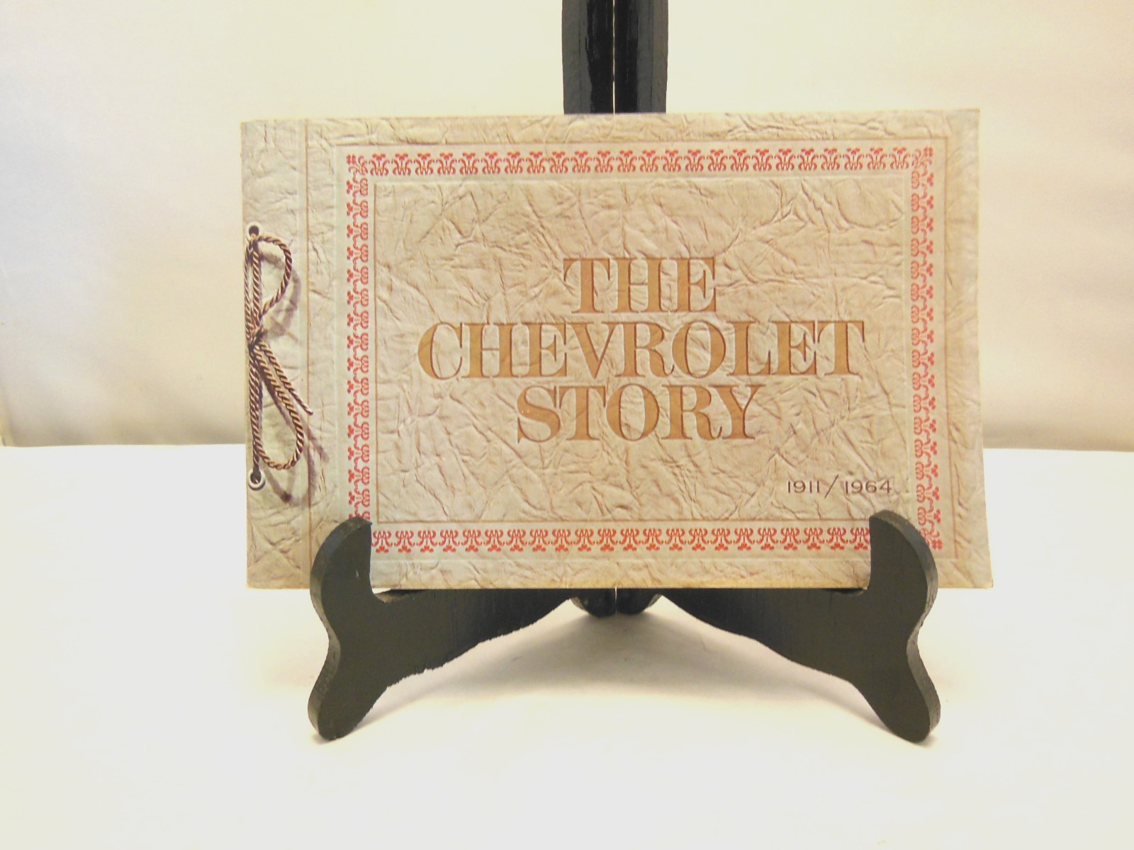 1963 THE CHEVROLET STORY 1911 / 1964 BOOKLET GENERAL MOTORS DIVISION MINT COND. 1963 THE CHEVROLET STORY 1911 / 1964 BOOKLET GENERAL MOTORS DIVISION MINT COND.