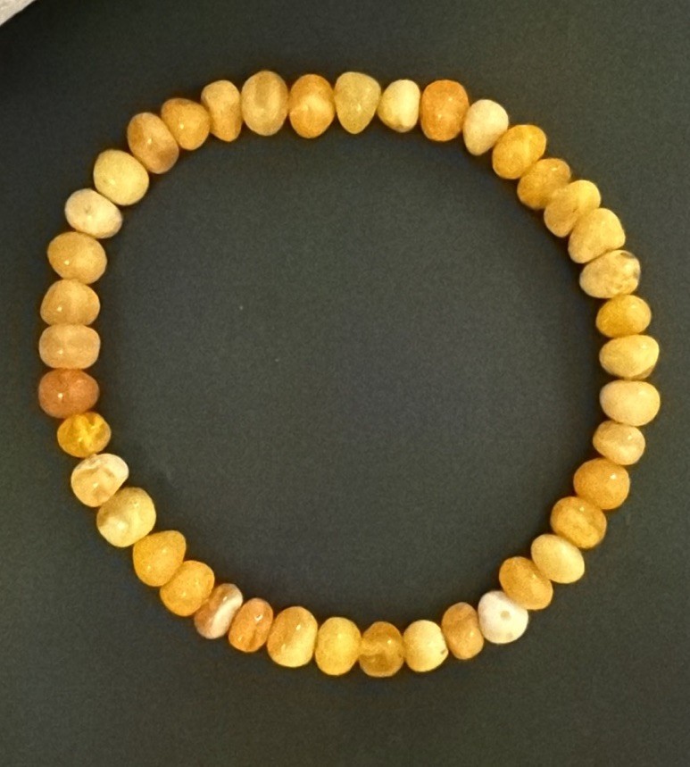 Antique Vintage Art Deco Baltic Amber Stretch Bracelet Beads Egg Yolk 4.14 Grams Antique Vintage Art Deco Baltic Amber Stretch Bracelet Beads Egg Yolk 4.14 Grams