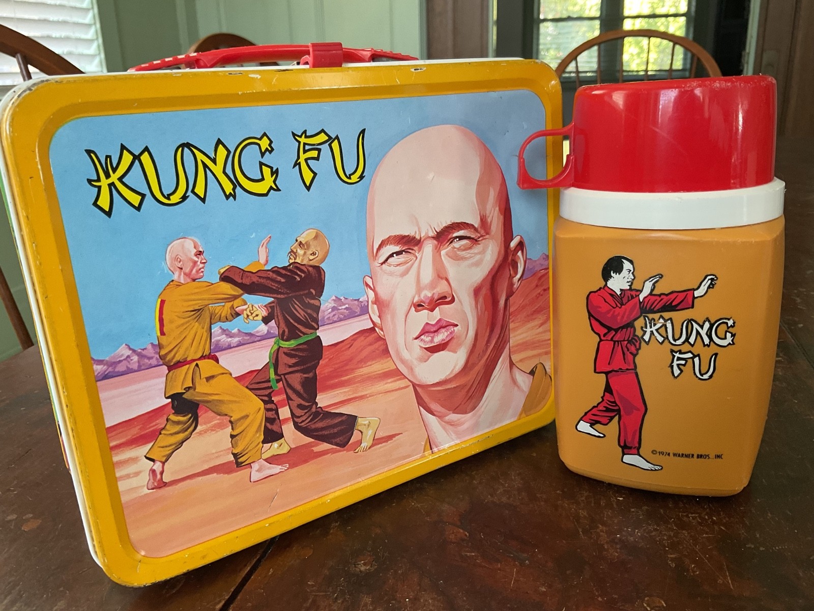 VINTAGE KUNG FU LUNCHBOX AND THERMOS