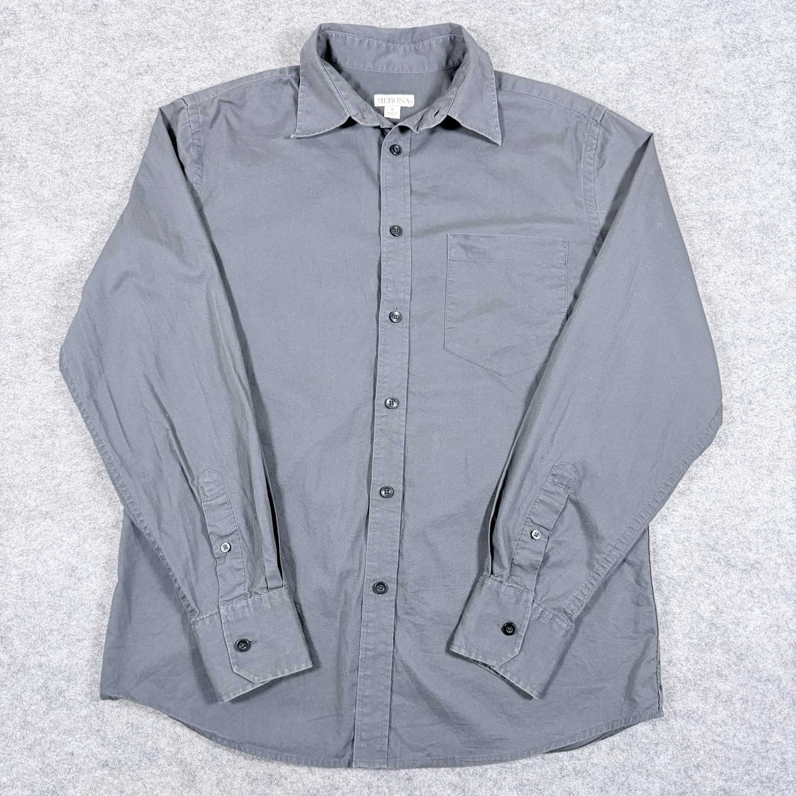 Merona Button-Up Front Pocket Long Sleeve Shirt Fits Men\'s Size Small Dark Gray