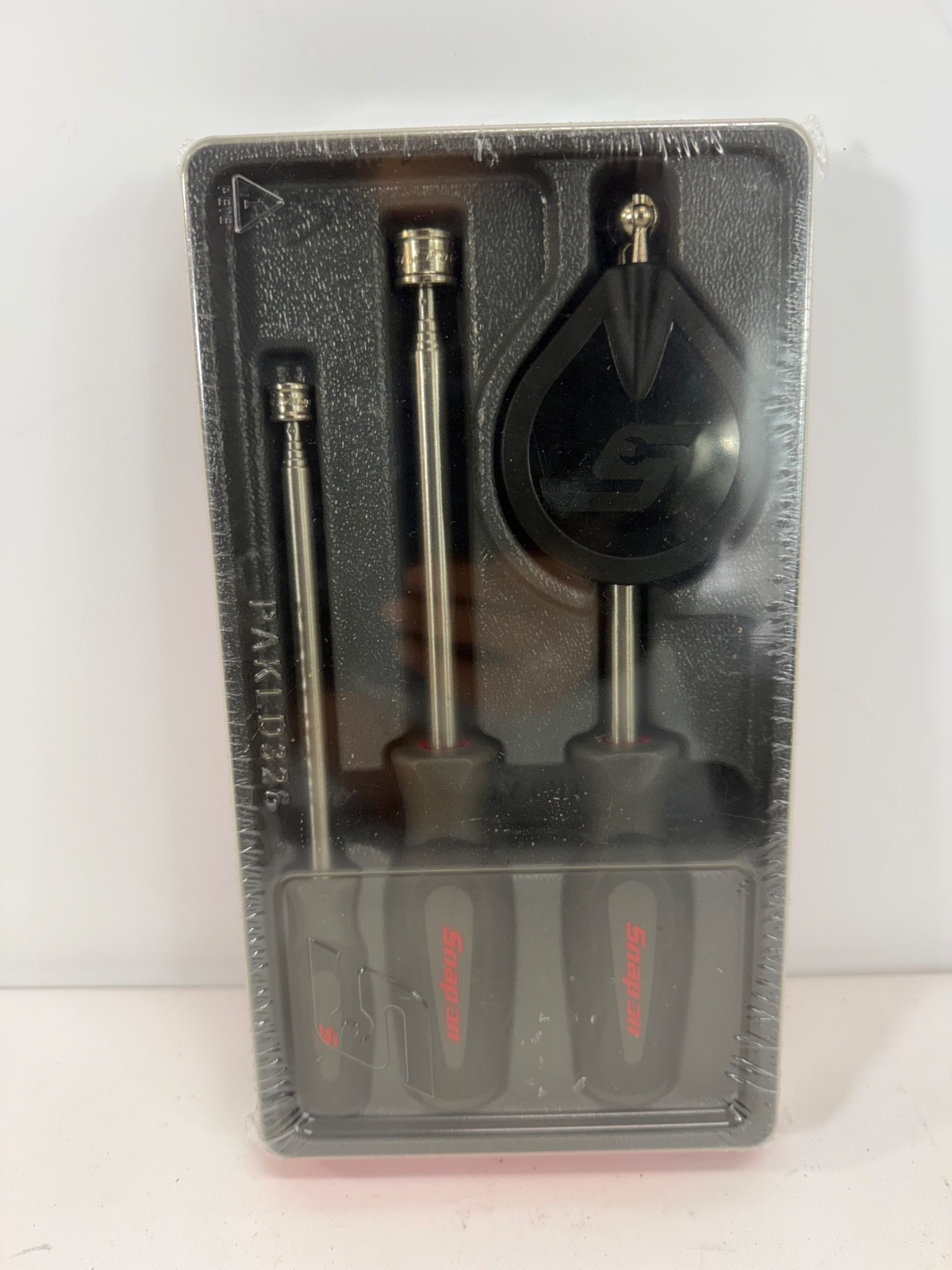 Snap-on PTM30DT DARK TITANIUM 3pc Telescoping Magnetic Pick Up Tool Set NEW Snap-on PTM30DT DARK TITANIUM 3pc Telescoping Magnetic Pick Up Tool Set NEW