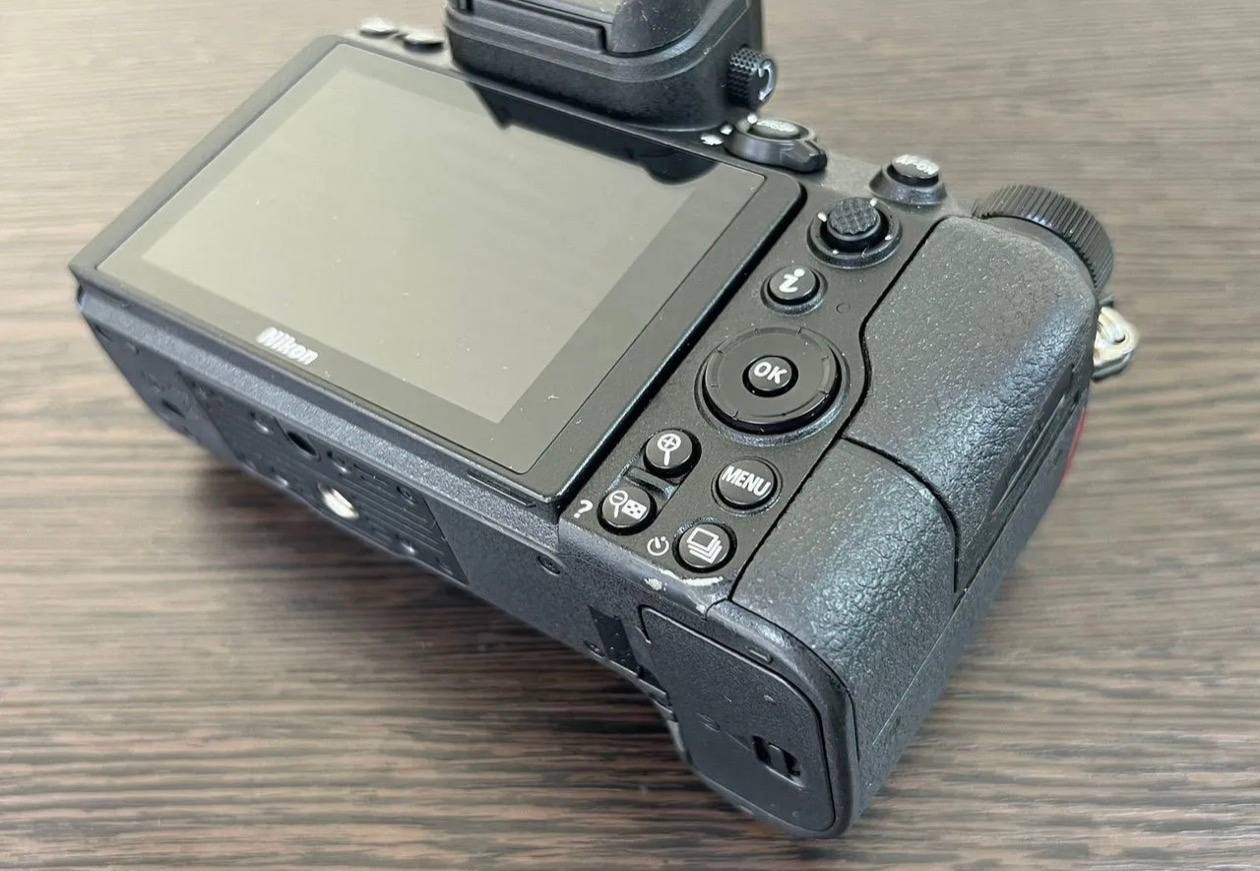 Nikon Z7 45.7MP Digital Camera - Black (Body Only) Nikon Z7 45.7MP Digital Camera - Black (Body Only)