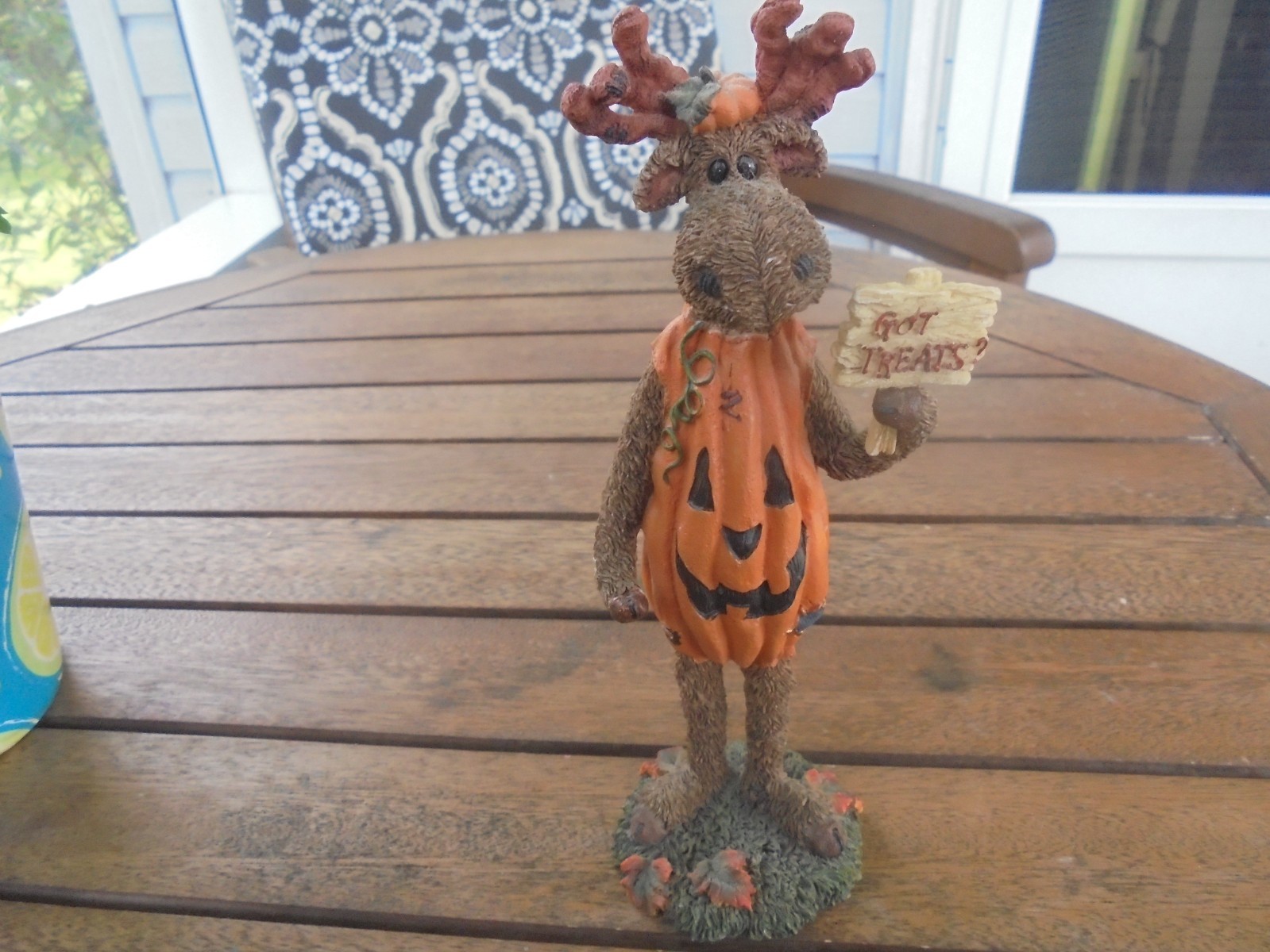 Estate Sale..The Boyds Bears & Friends Melvin Jack O' Moose Figurine