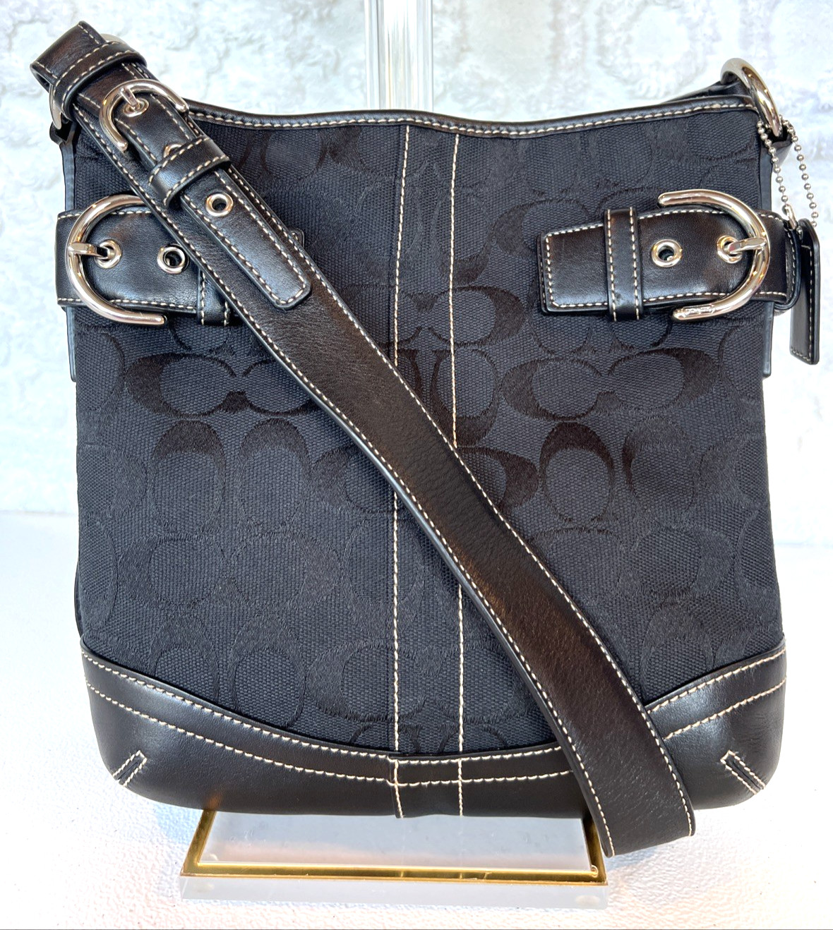Coach Signature C Shoulder Bag H05M-6740 Black Jacquard Leather Zip EUC Vintage