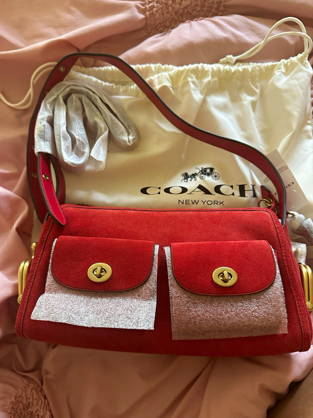 Coach candy apple Haversack 27