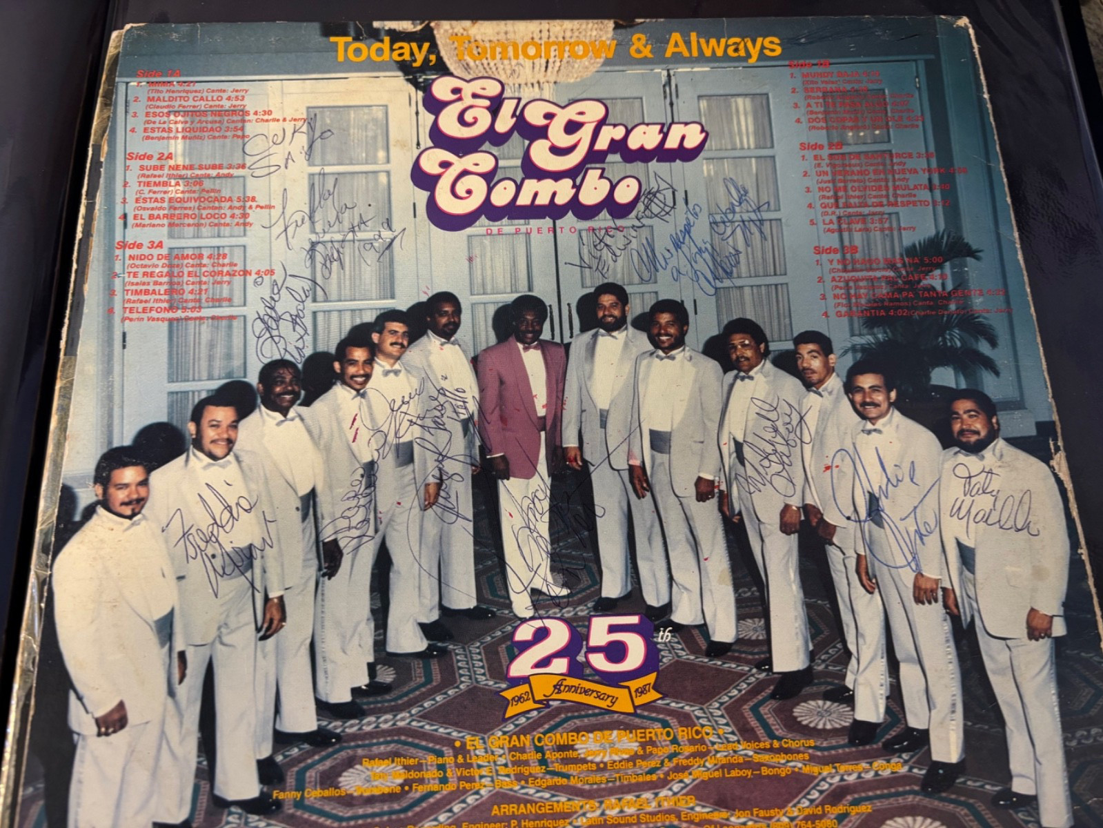 El Gran Combo 25th Anniversary Signed LP Salsa Puerto Rico RARE El Gran Combo 25th Anniversary Signed LP Salsa Puerto Rico RARE