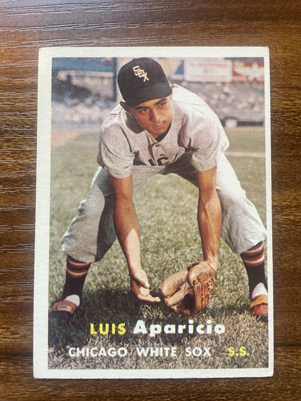 1957 Topps Luis Aparicio #7