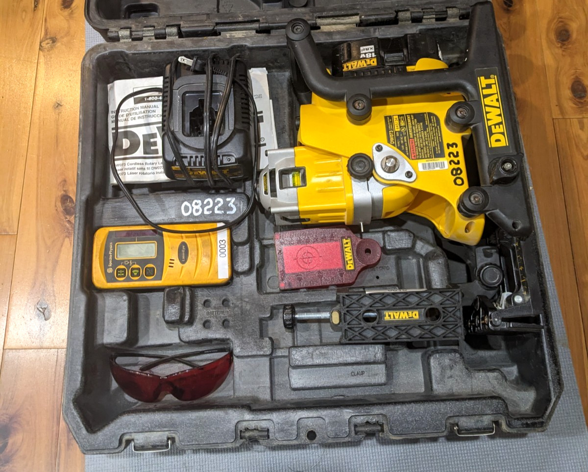 DeWalt DW073 DeWalt DW073