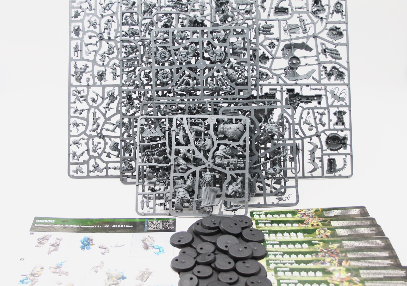 Warhammer 40k 11th Ed: Orks Half Armageddon Box (On Sprue /w Cards) Warhammer 40k 11th Ed: Orks Half Armageddon Box (On Sprue /w Cards)