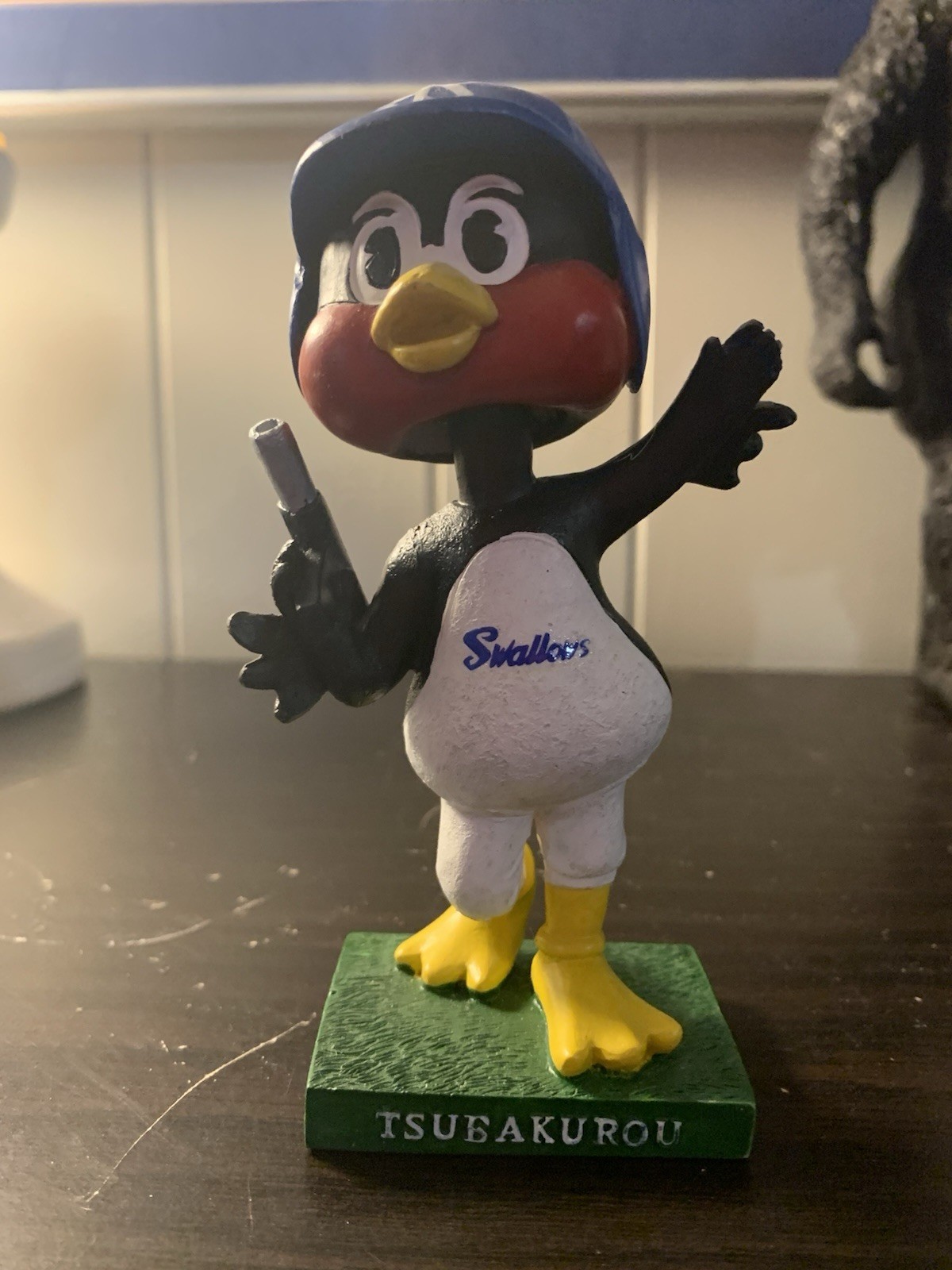 Tokyo Yakult Swallows Mascot Tsubakuro Bobblehead Rare Htf Japan Nippon NPB Tokyo Yakult Swallows Mascot Tsubakuro Bobblehead Rare Htf Japan Nippon NPB