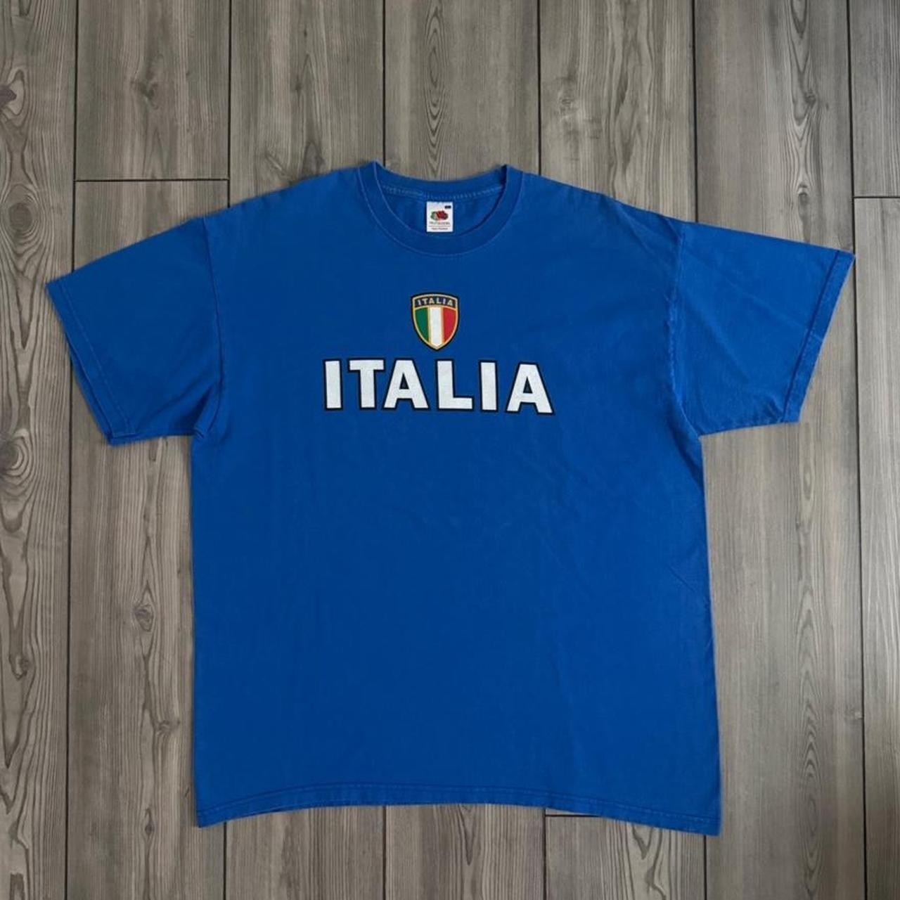 Vintage 00s Italia Italy Spell Out Shield Crest Flag Logo Soccer Graphic Tee